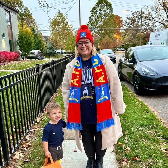 Meet your Posher, Hailey - Picture 4 of 6